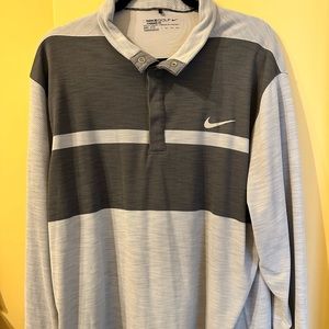 Like New! Nike golf pullover